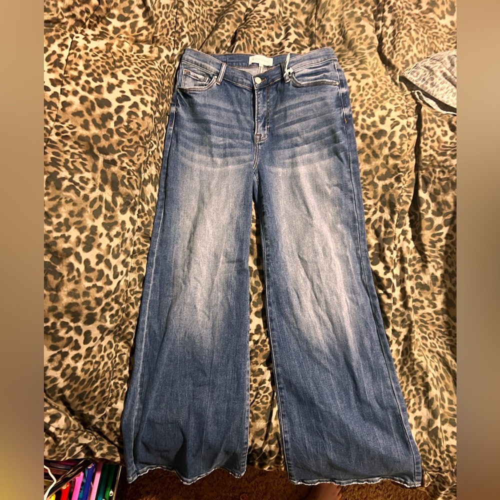 Risen wide leg jeans